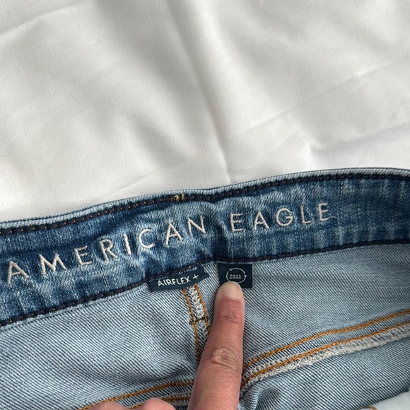 Men's Blue Distressed Jeans - Picture 2 of 6